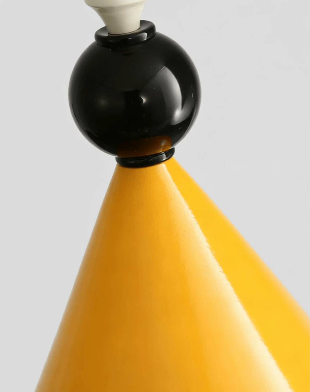 Candeeiro pendente cónico mini pós-moderno