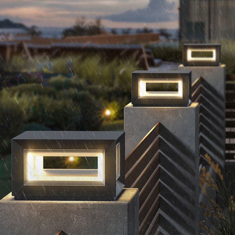 Ray nútímalegir LED-kubbar úr málmi fyrir utandyra, svartir