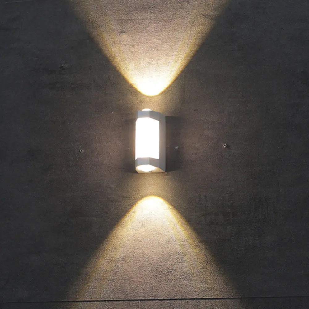 Alvoren Wall Lamp Nordic Up Down Outdoor White/Black
