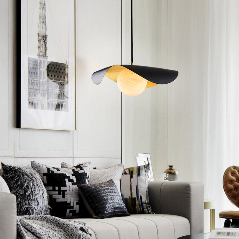 Arisha modern nordisk minimalistisk pendellampa i metall/marmor, svart