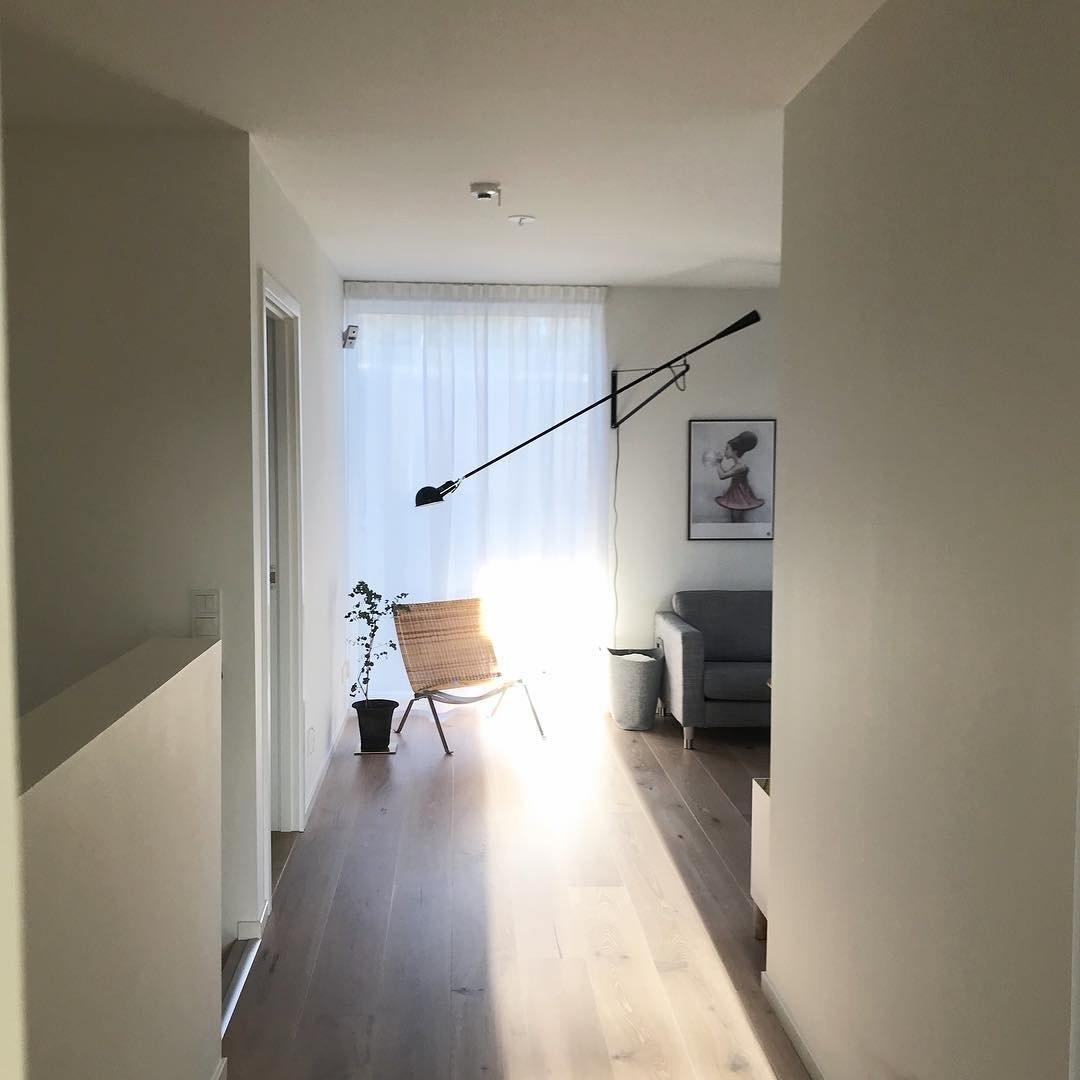 Candeeiro de parede moderno minimalista com braço longo Cid