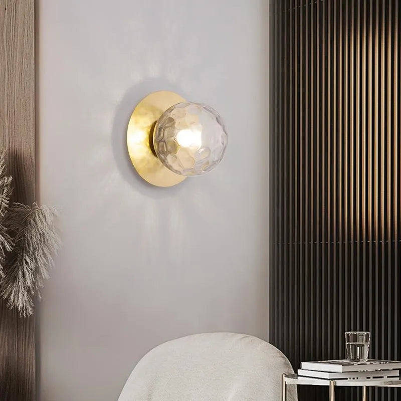 Candeeiro de parede Arvion elegante, esfera de vidro