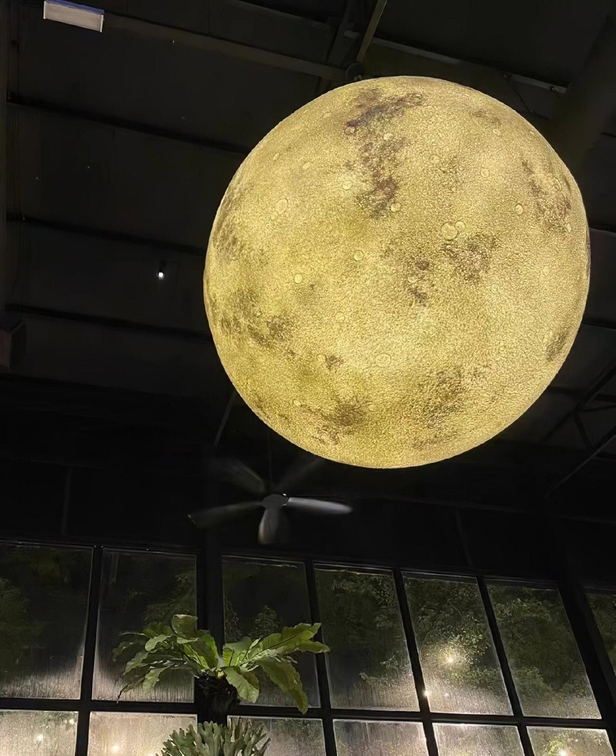 CosmoSphere planetarisk pendellampe