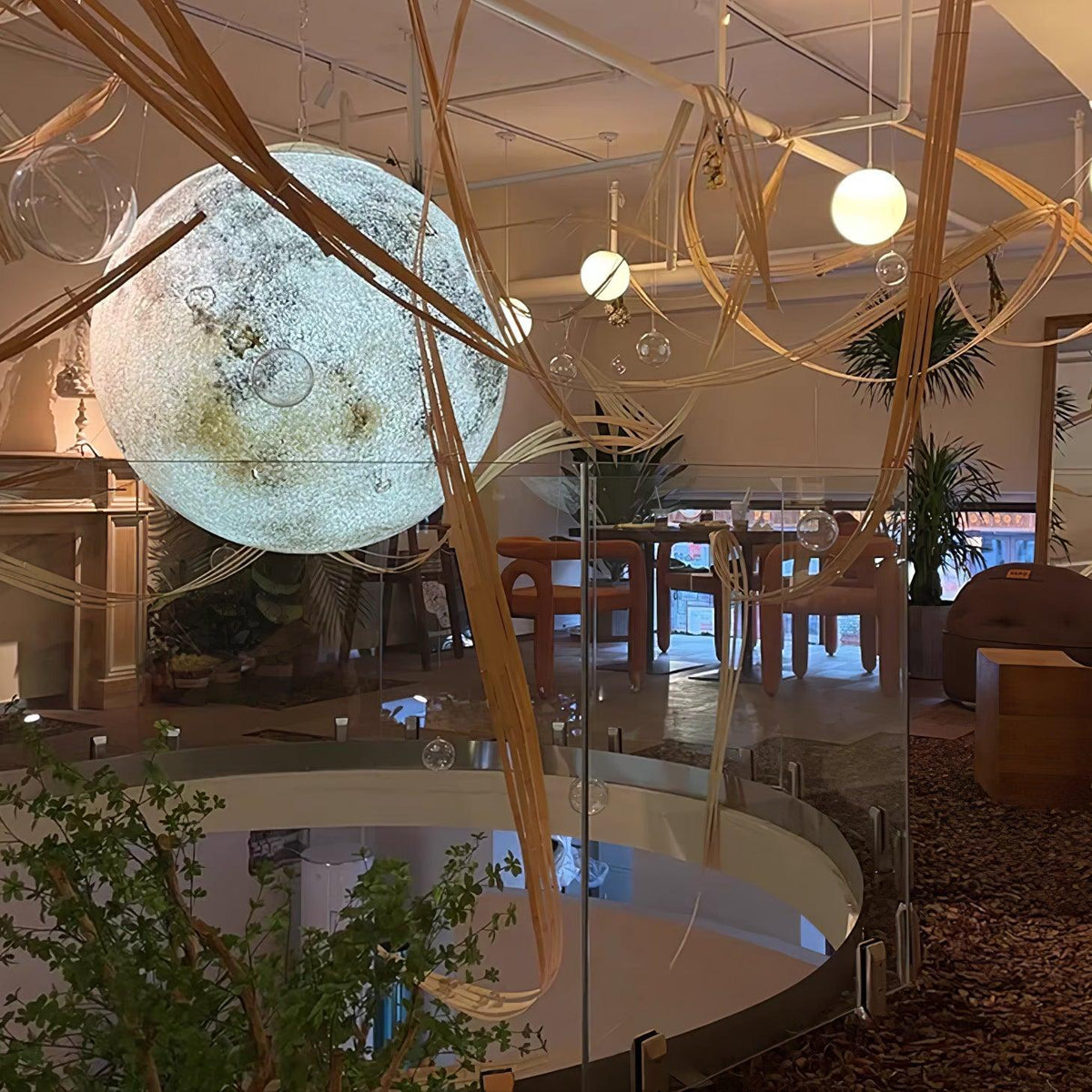 CosmoSphere planetarisk pendellampe