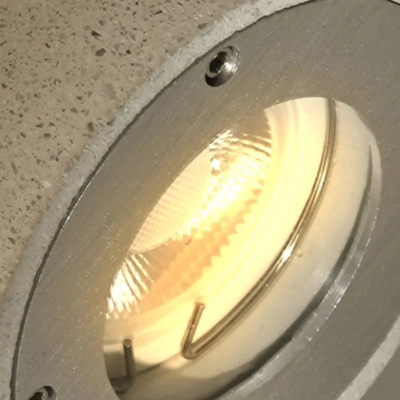 Ray minimalistisk cylindrisk udendørs væglampe i cement med to lys, sort/hvid