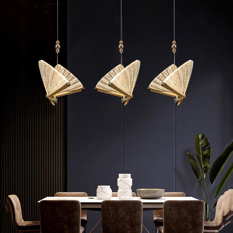 Arisha art deco-pendantljós í fiðrildalíki, 2 litir