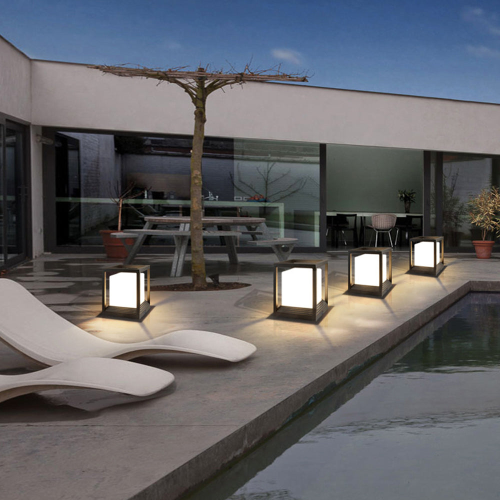 Ray Modern Rectangular Metal Outdoor Lamps, Black