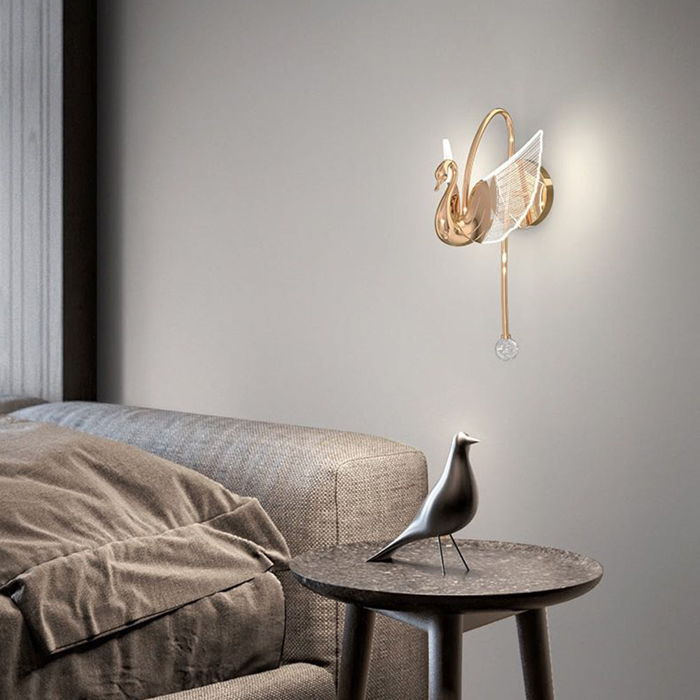 Arisha art déco-svanformad vägglampa i metall, guld/roséguld