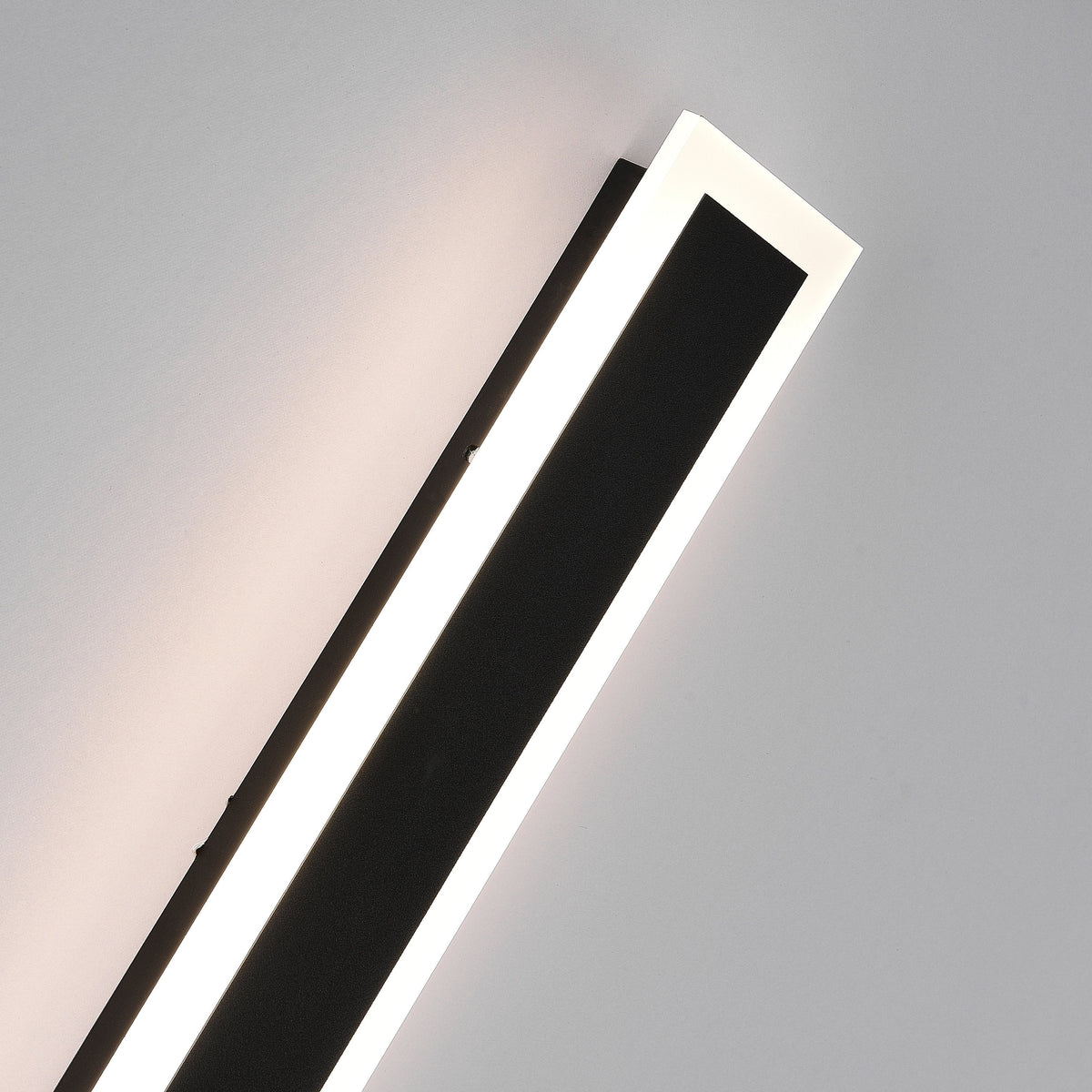 Virex lineær væglampe til udendørs brug
