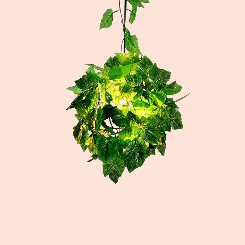 Ritta rustik art deco-globe-pendellampe med plante- og vinrankemotiv