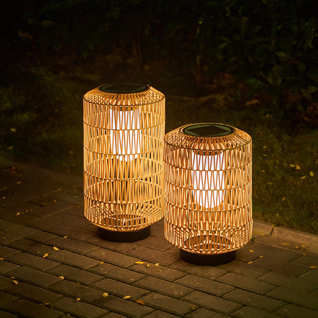 Candeeiro de exterior em rattan entrançado