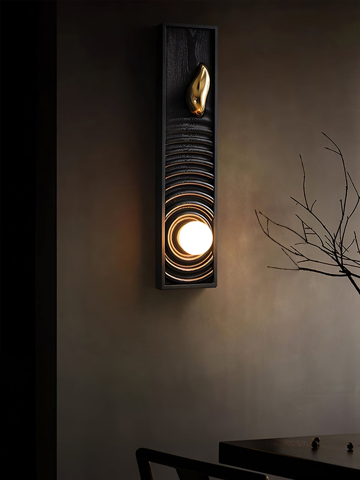 Caleb-vintagepuuseinävalaisin