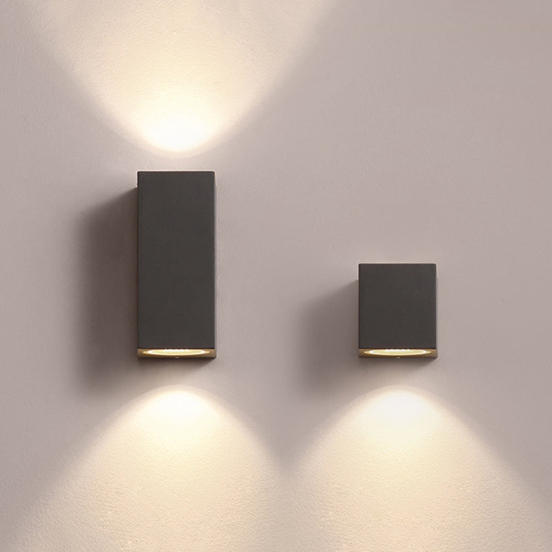 Koraq Minimalist Square Outdoor Wall Lamp, Black