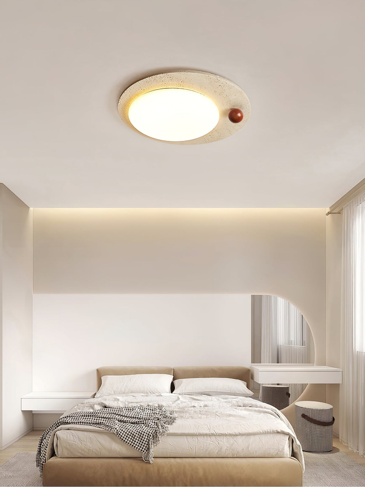 Aeolisk rund loftslampe i travertin