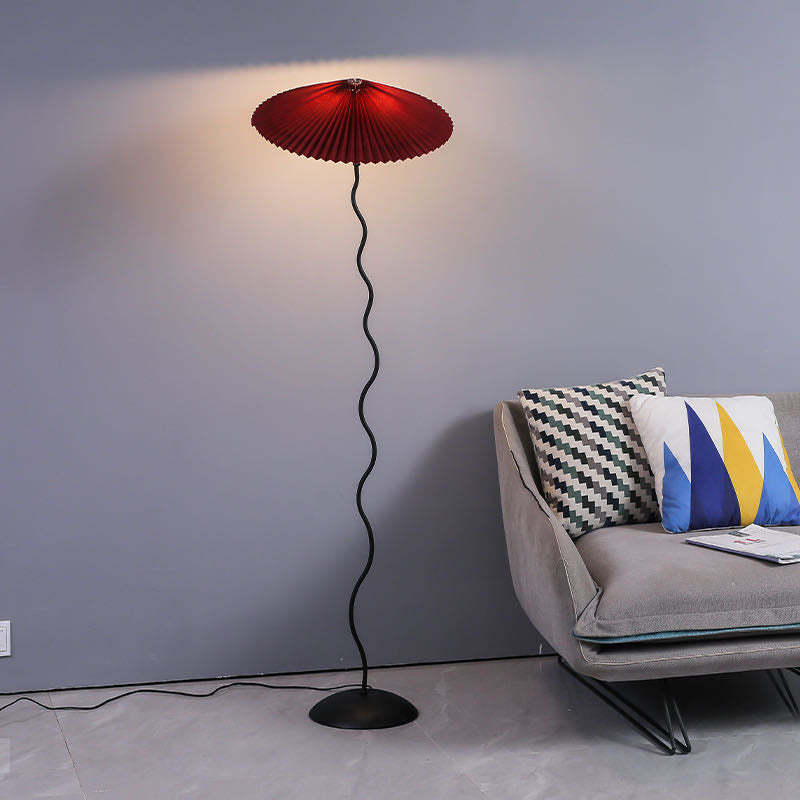 Ritta moderne svampeformet gulvlampe i stof med LED