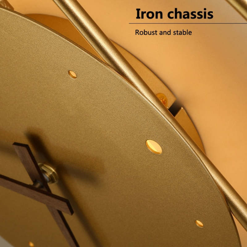 Arisha seinävalaisinkello, musta ja kultainen