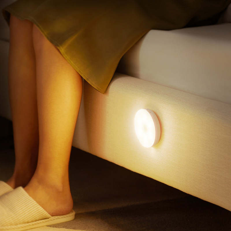 Arisha Magnetic Sensor Wall Light