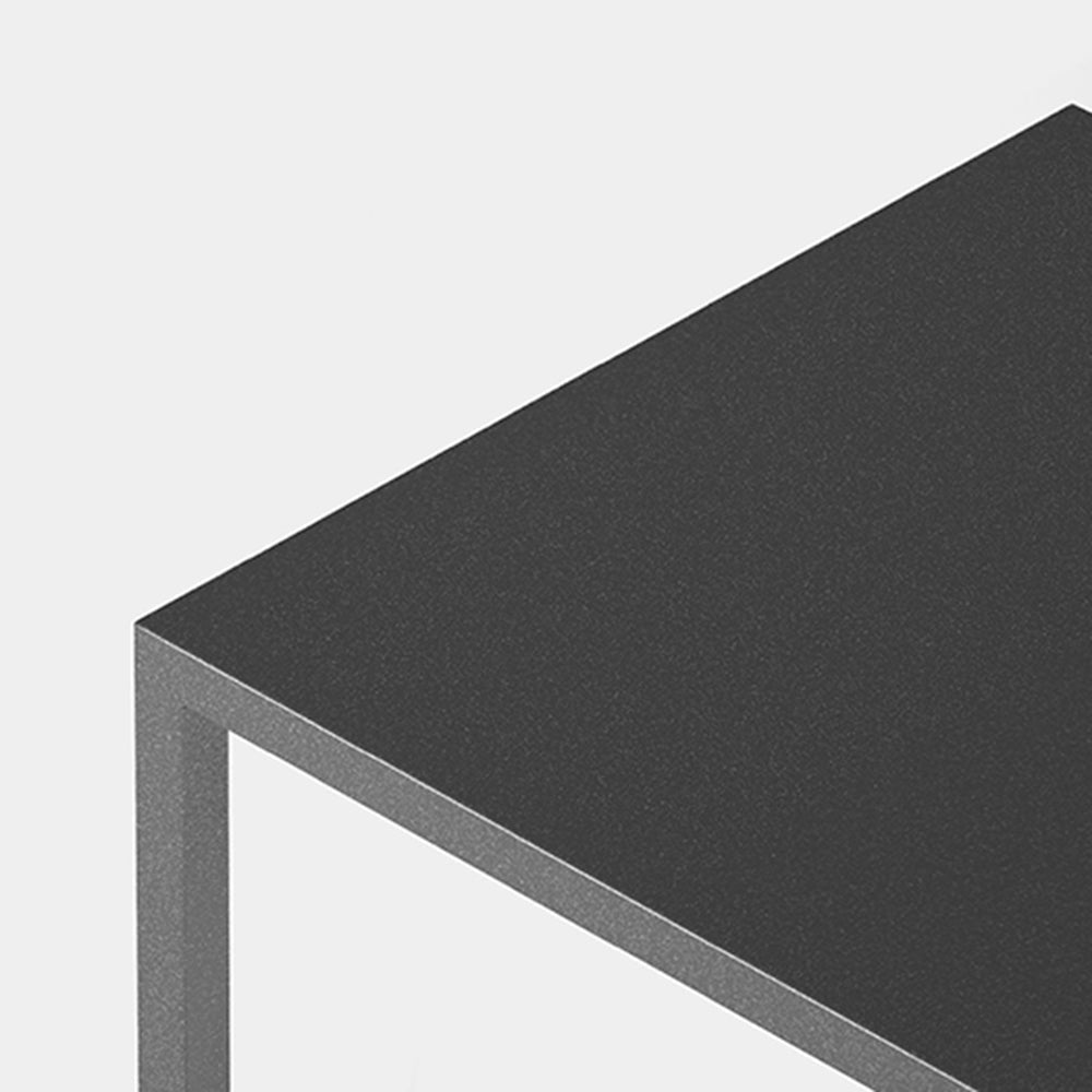 Ray minimalistisk rektangulær solcelledrevet udendørs jordlampe i metal