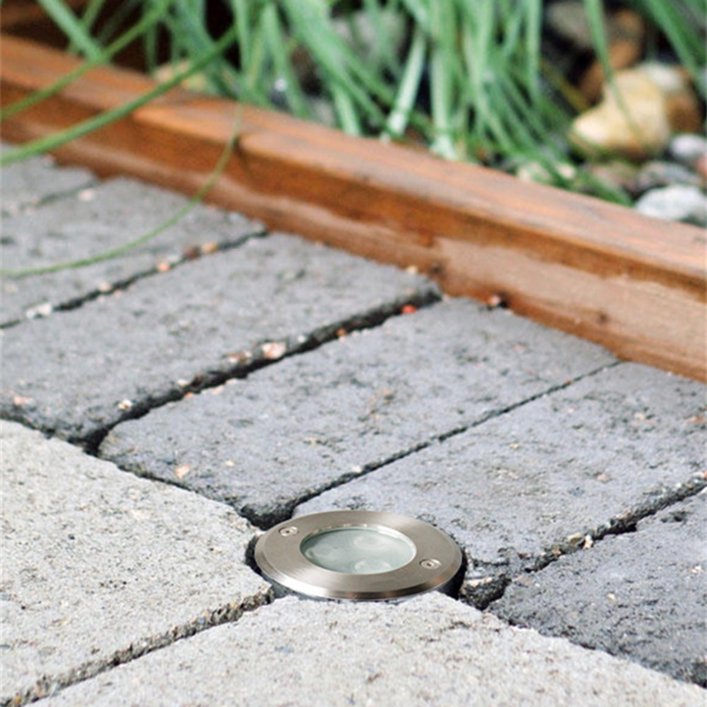 Ray moderne cylindrisk indbygget udendørs trin-/terrasselampe i metal, sort