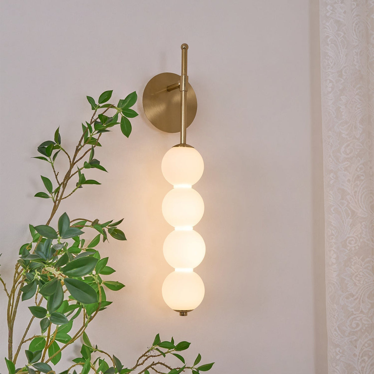 Vevenu Premium Nordic Art Wall Lamp