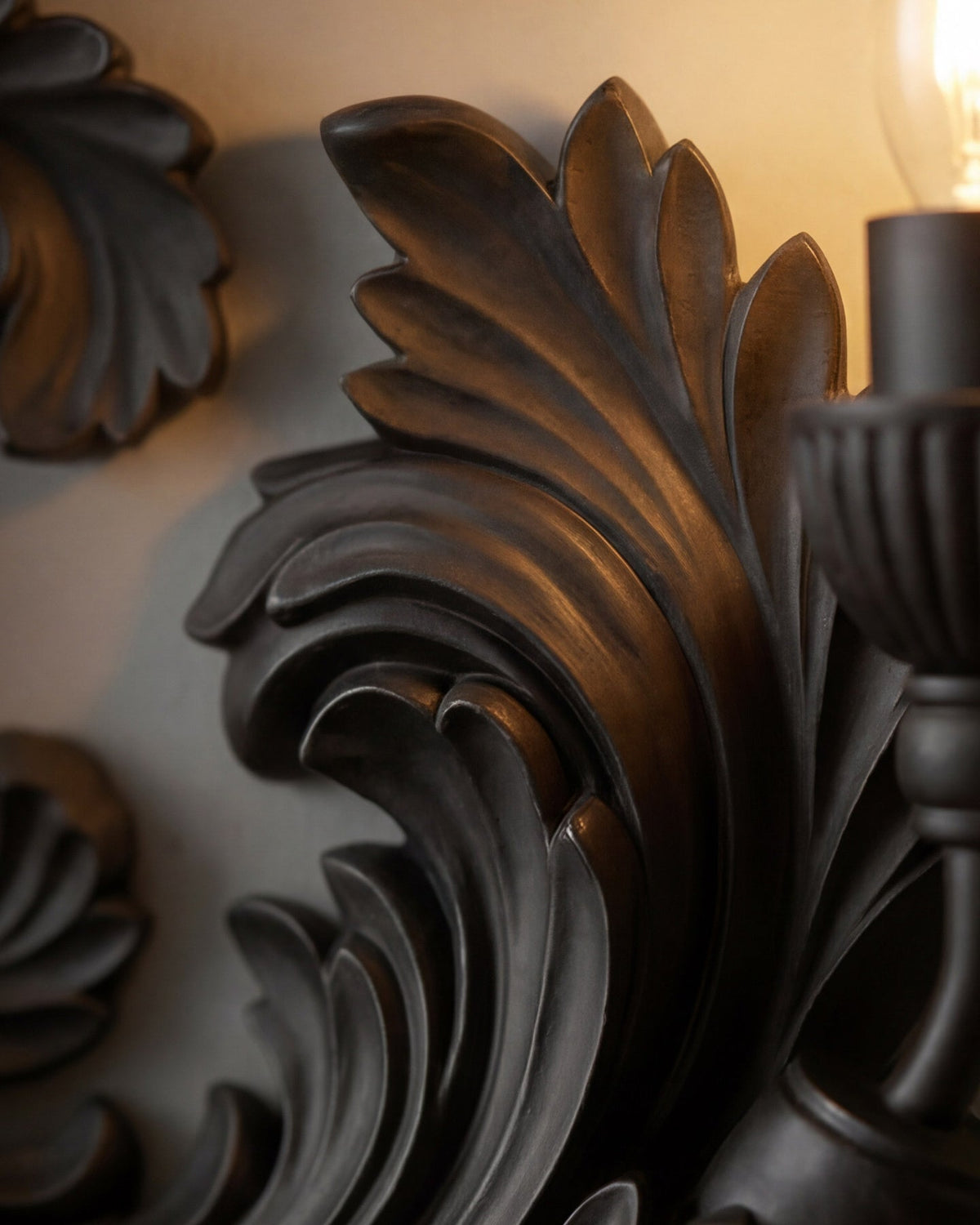 Riviveria Wall Light