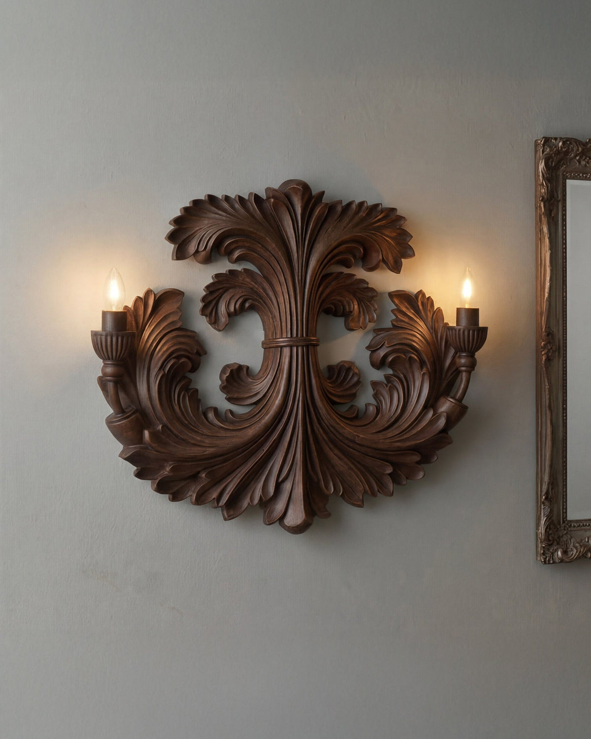Riviveria Wall Light