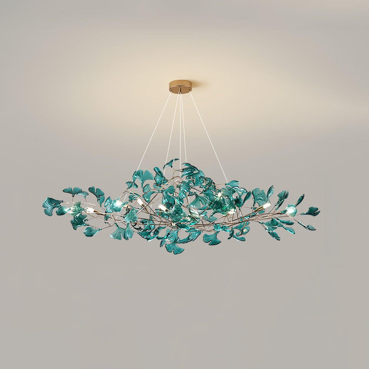 Ava-lysekroner med ginkgo-blade