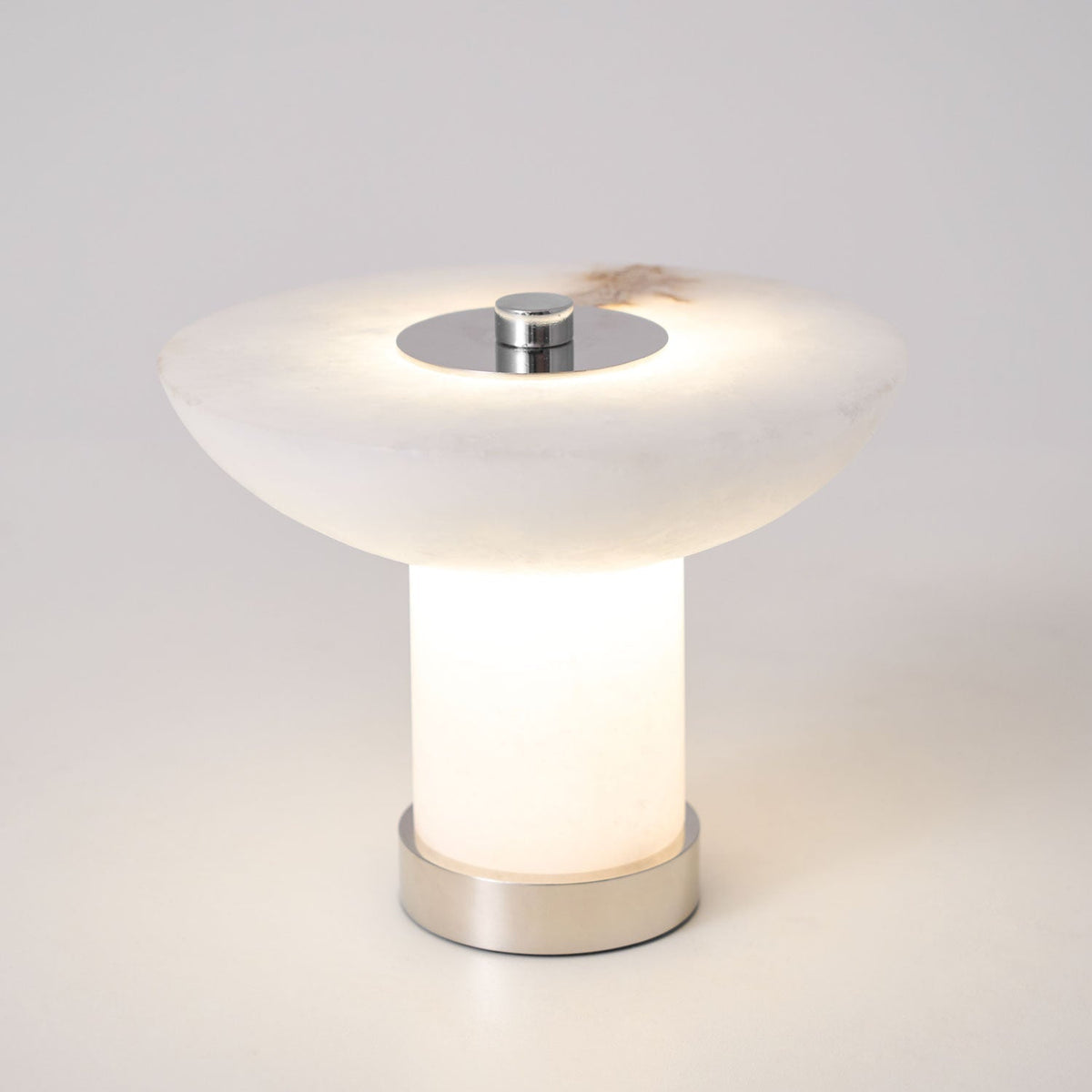 Candeeiro de mesa em alabastro com formato de cogumelo Eurnoran