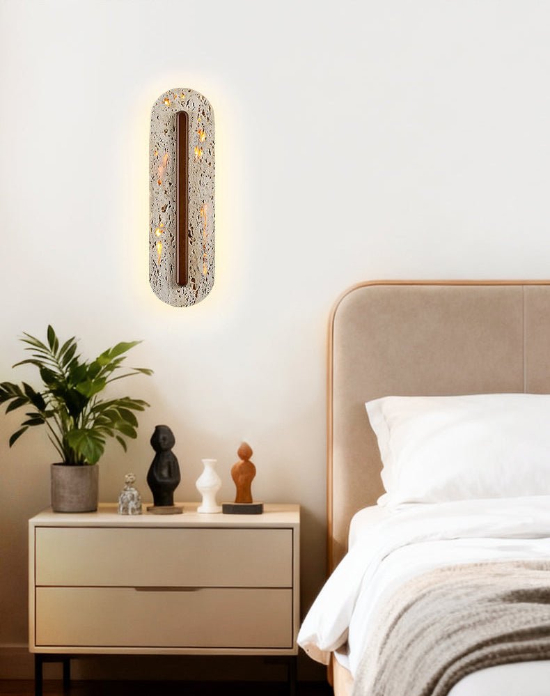 Cato Bellamont minimalistisk væglampe i beige travertin