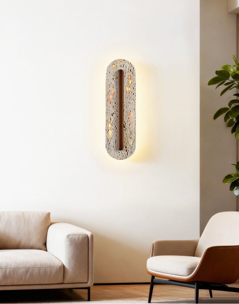Cato Bellamont minimalistisk væglampe i beige travertin