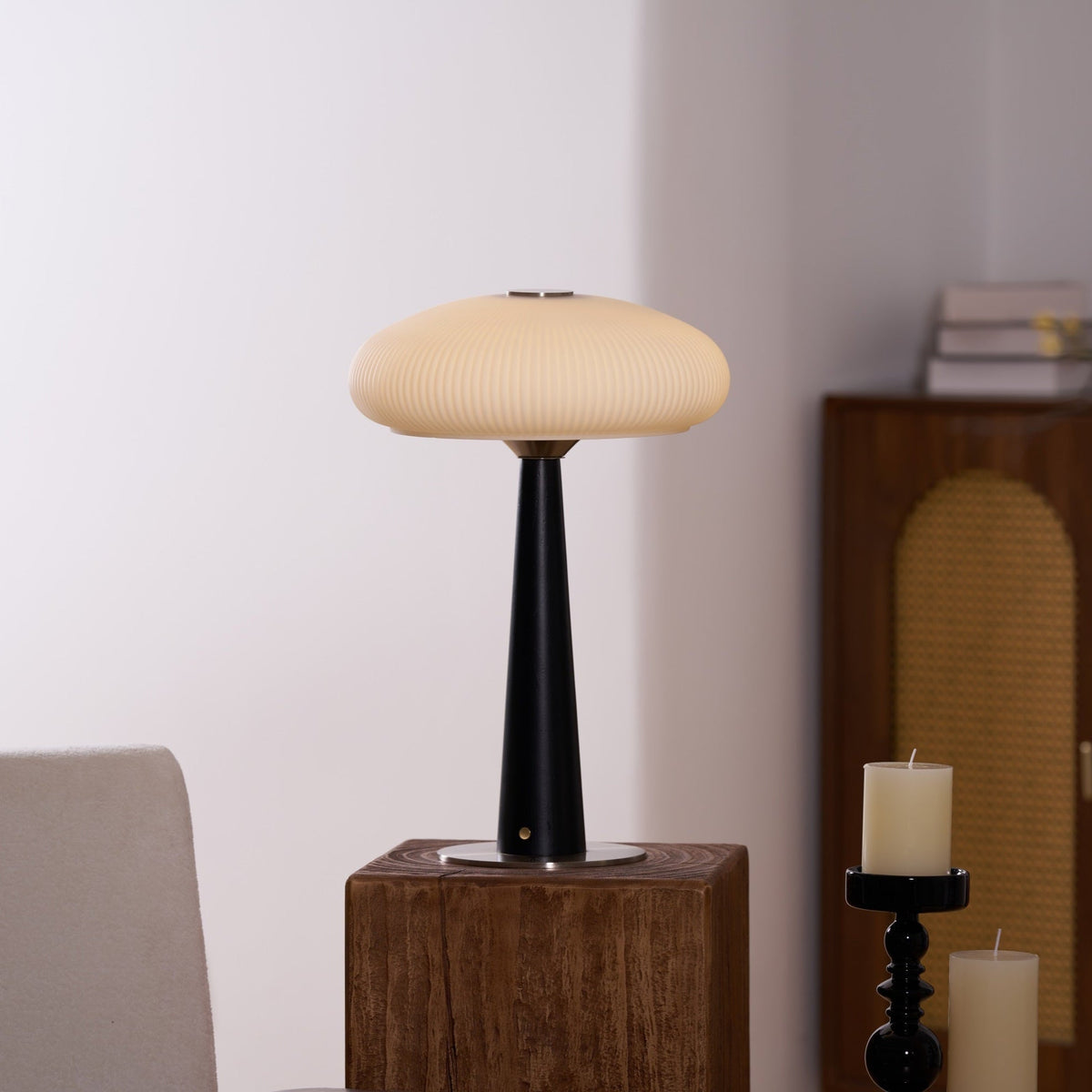 Glow Minimalistisk træbordlampe