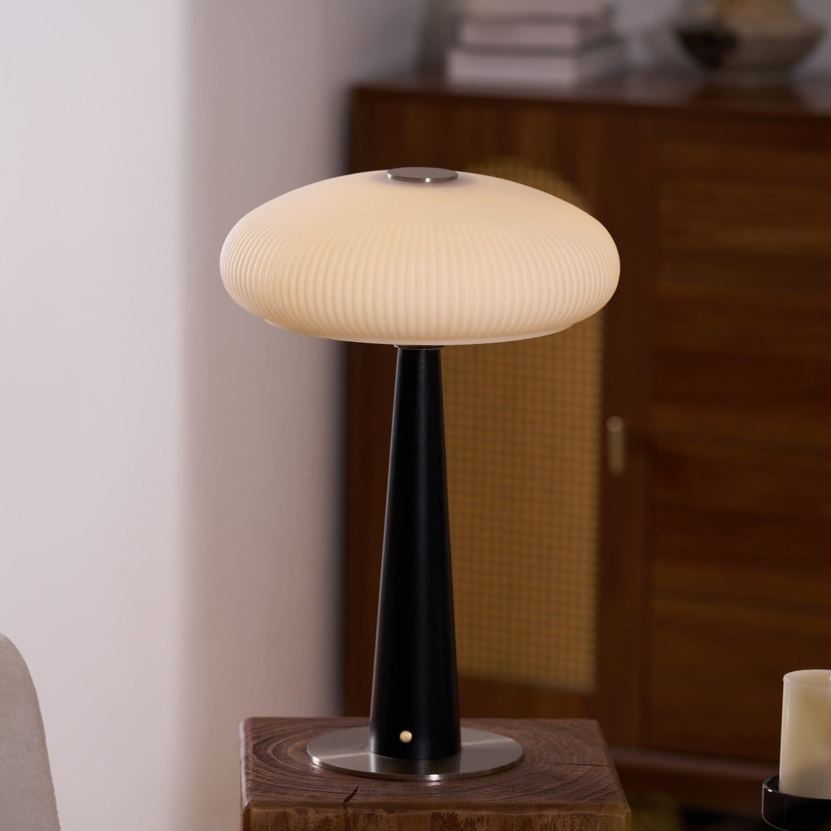 Glow Minimalistisk træbordlampe