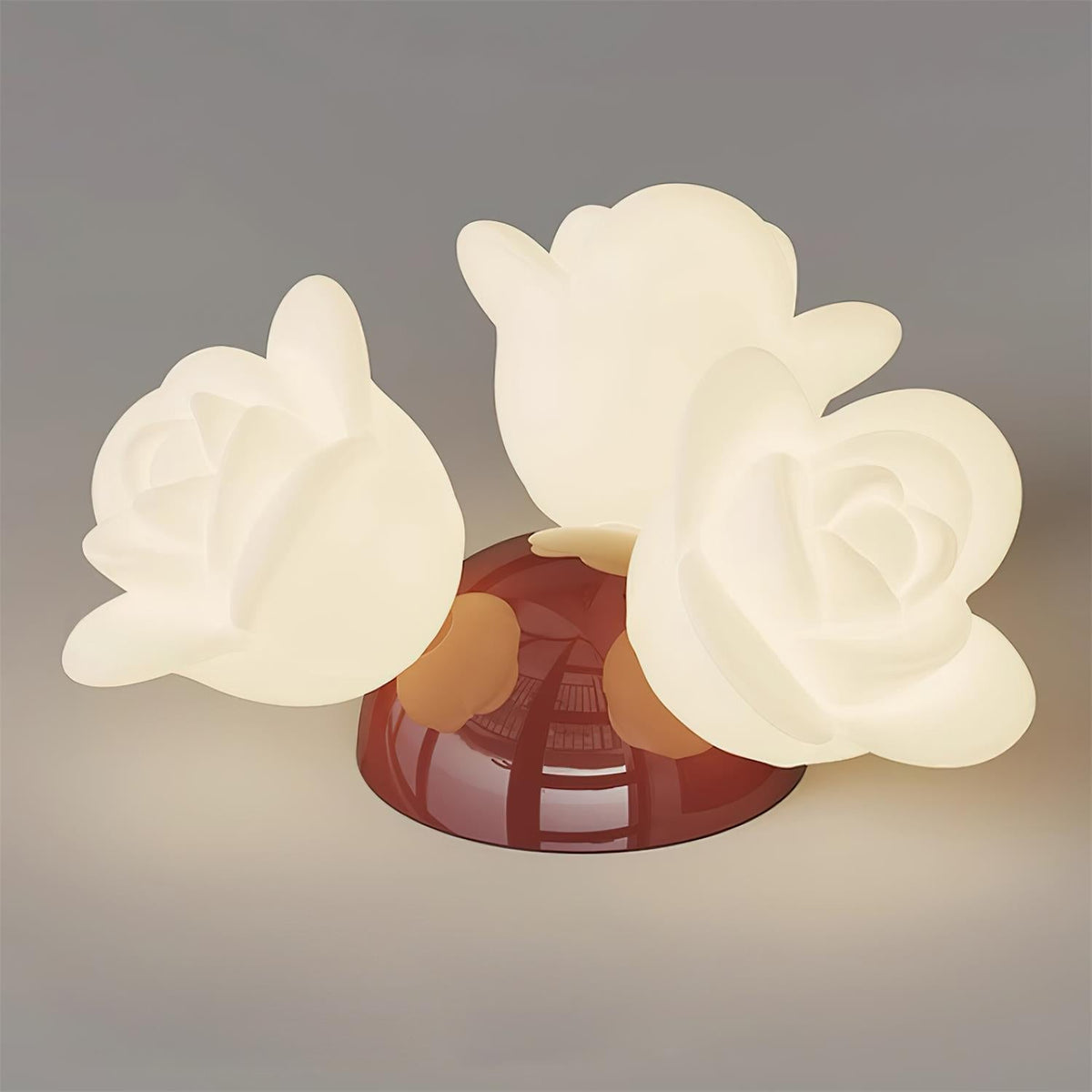 Loftslampe med metalroset og blomsterkunstnerisk accent i PE-rosenform