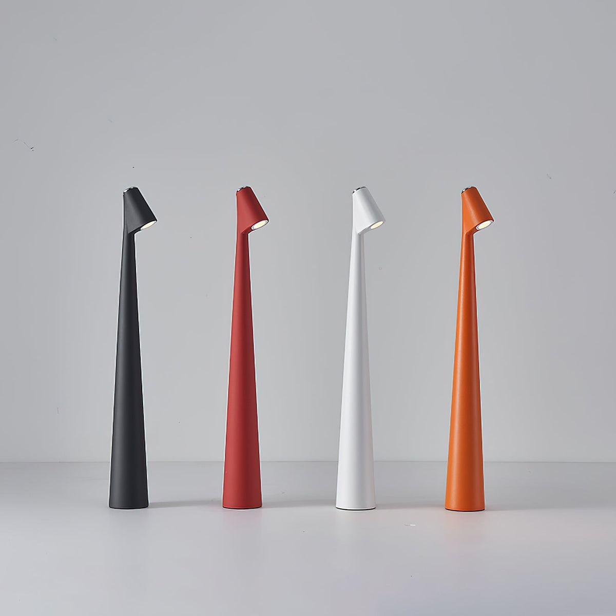 Candeeiro de mesa Nirerora minimalista em acrílico