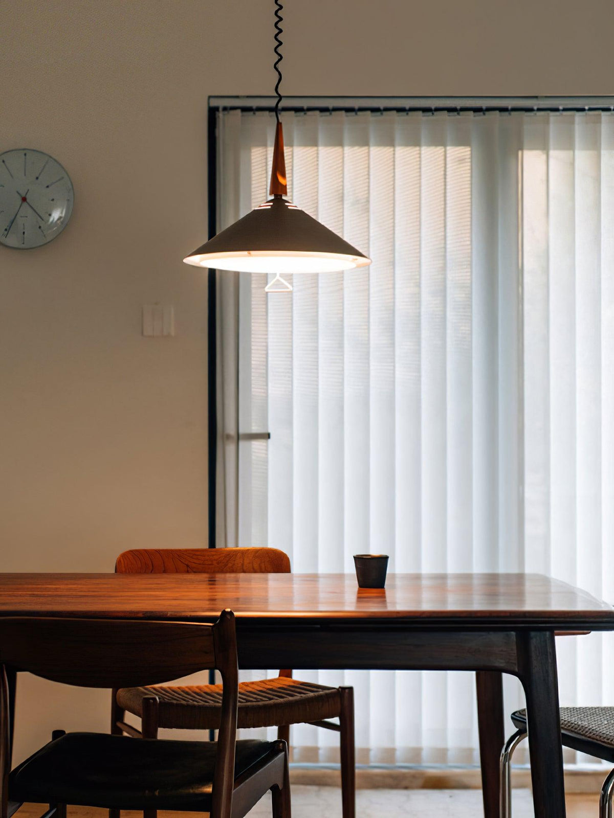 Jolvin moderne minimalistisk retro-pendellampe