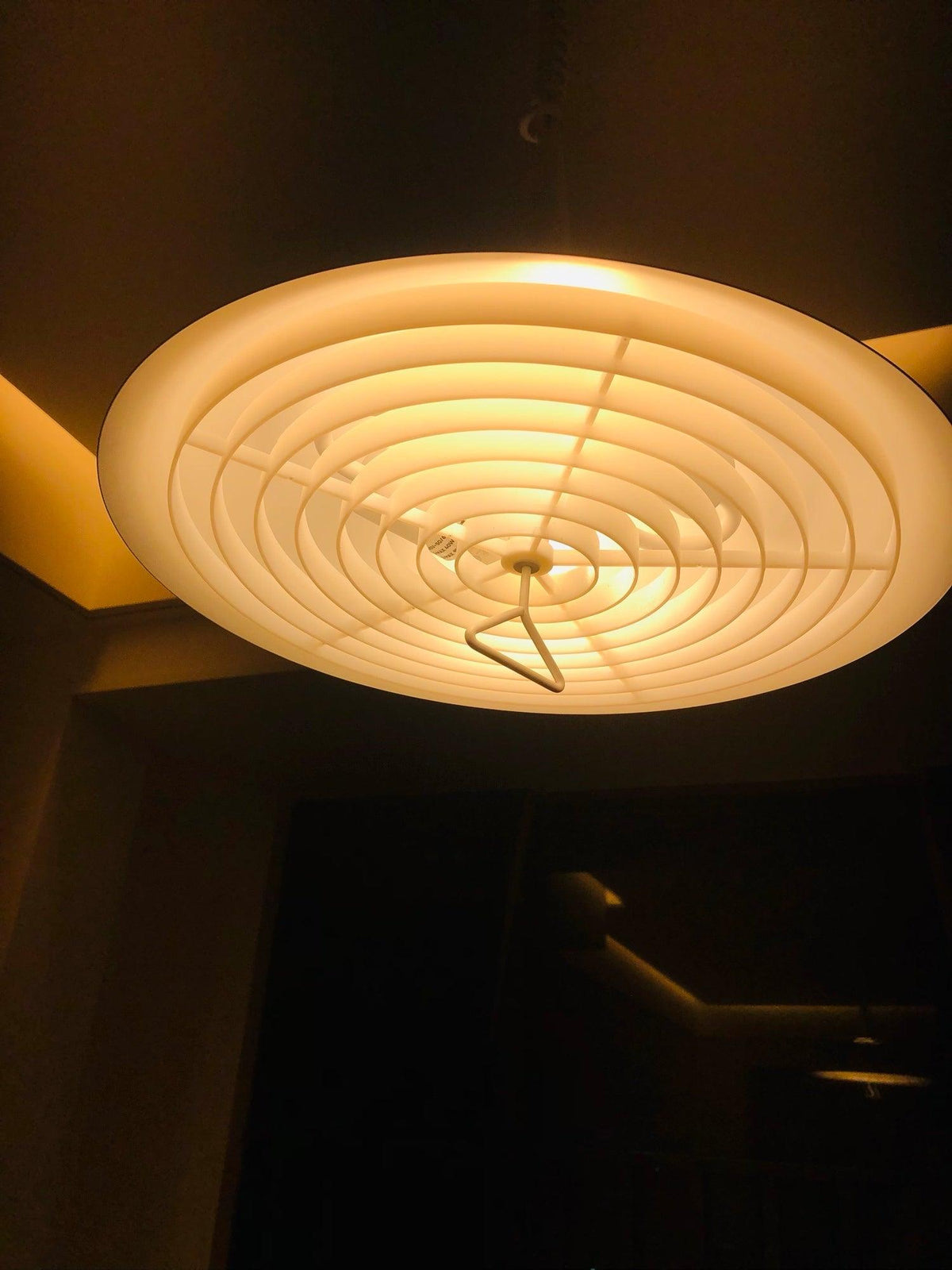 Jolvin moderne minimalistisk retro-pendellampe