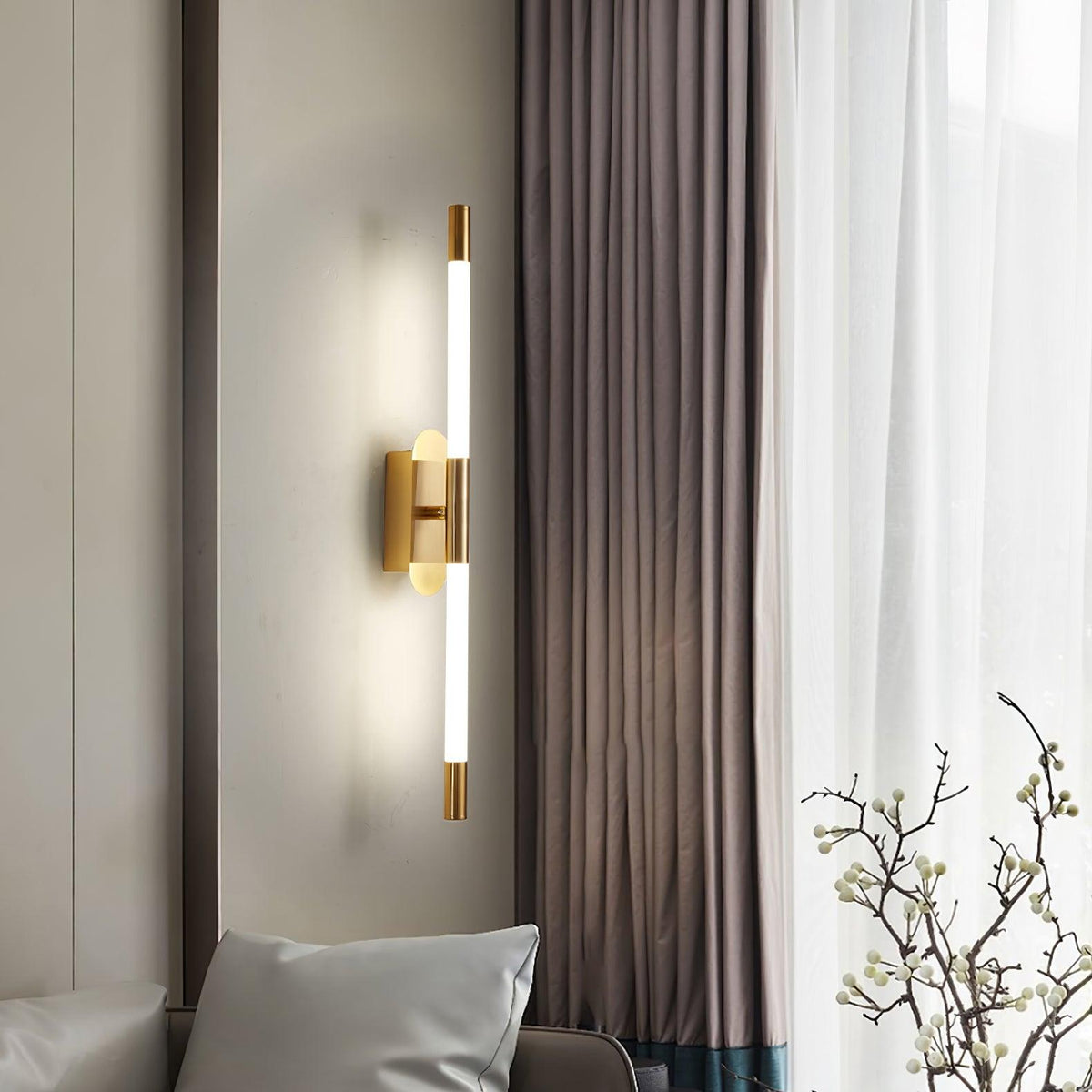 Candeeiro de parede Lumiviella com tubos modulares