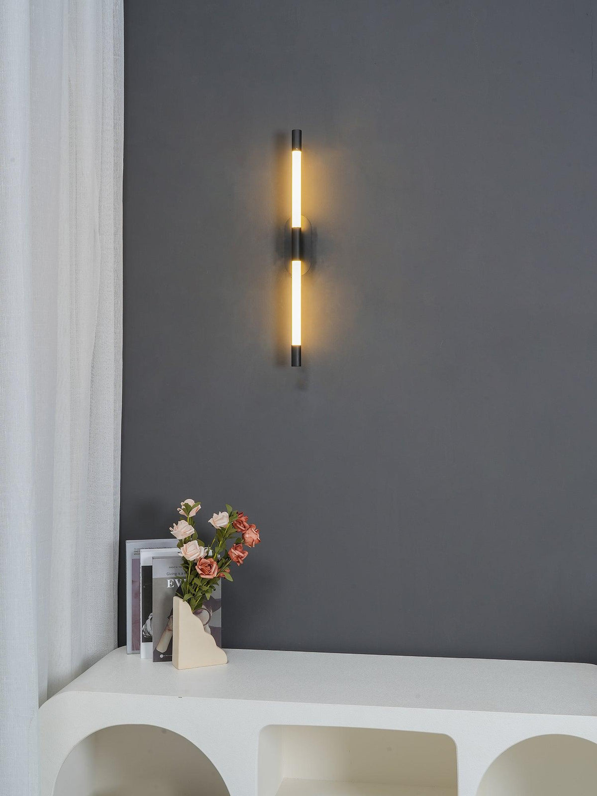 Candeeiro de parede Lumiviella com tubos modulares