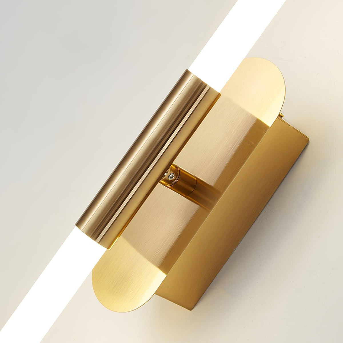 Candeeiro de parede Lumiviella com tubos modulares