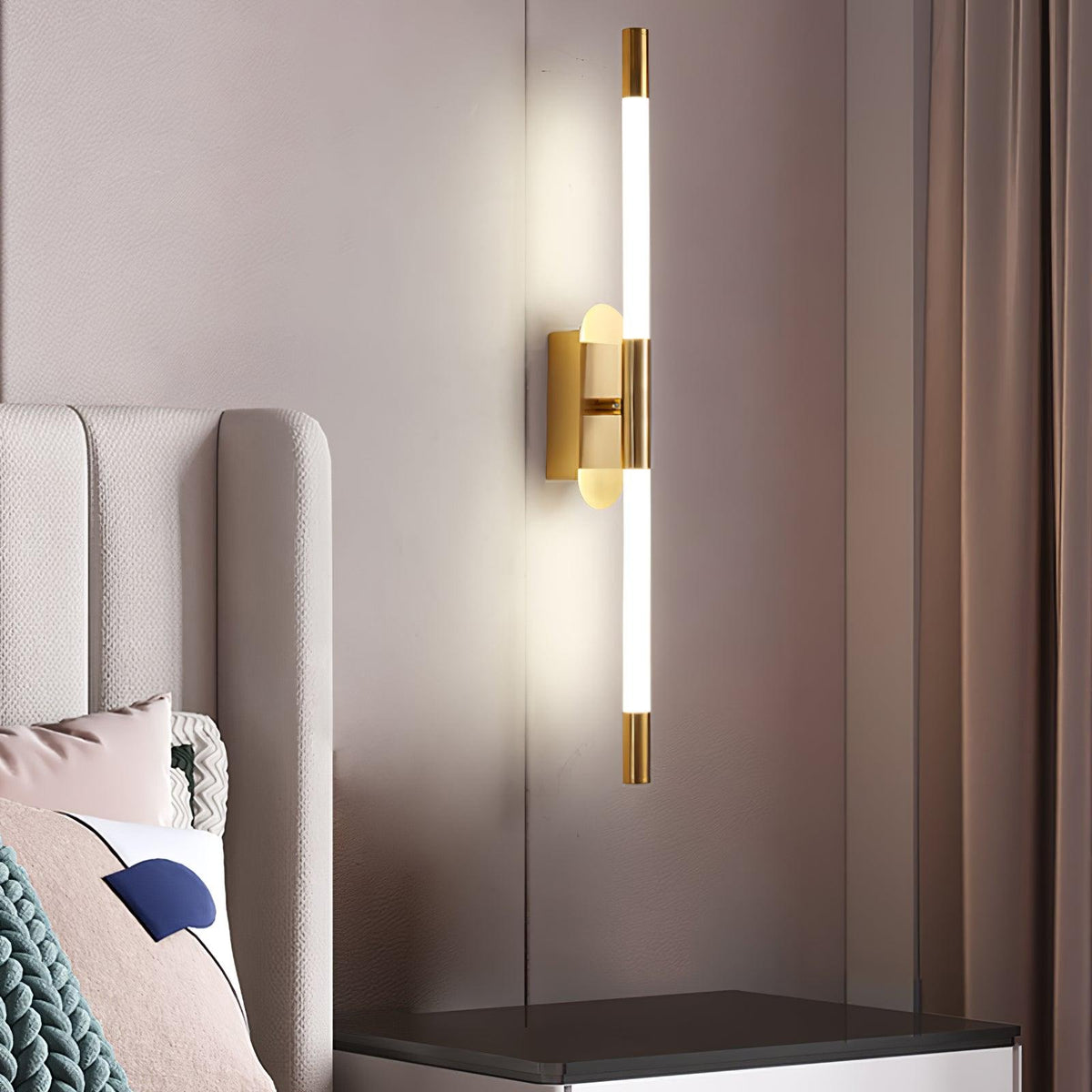 Candeeiro de parede Lumiviella com tubos modulares