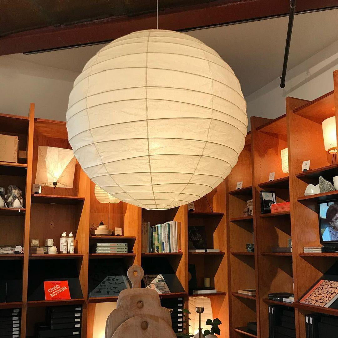 Luna pendellampe, japansk papirkugle