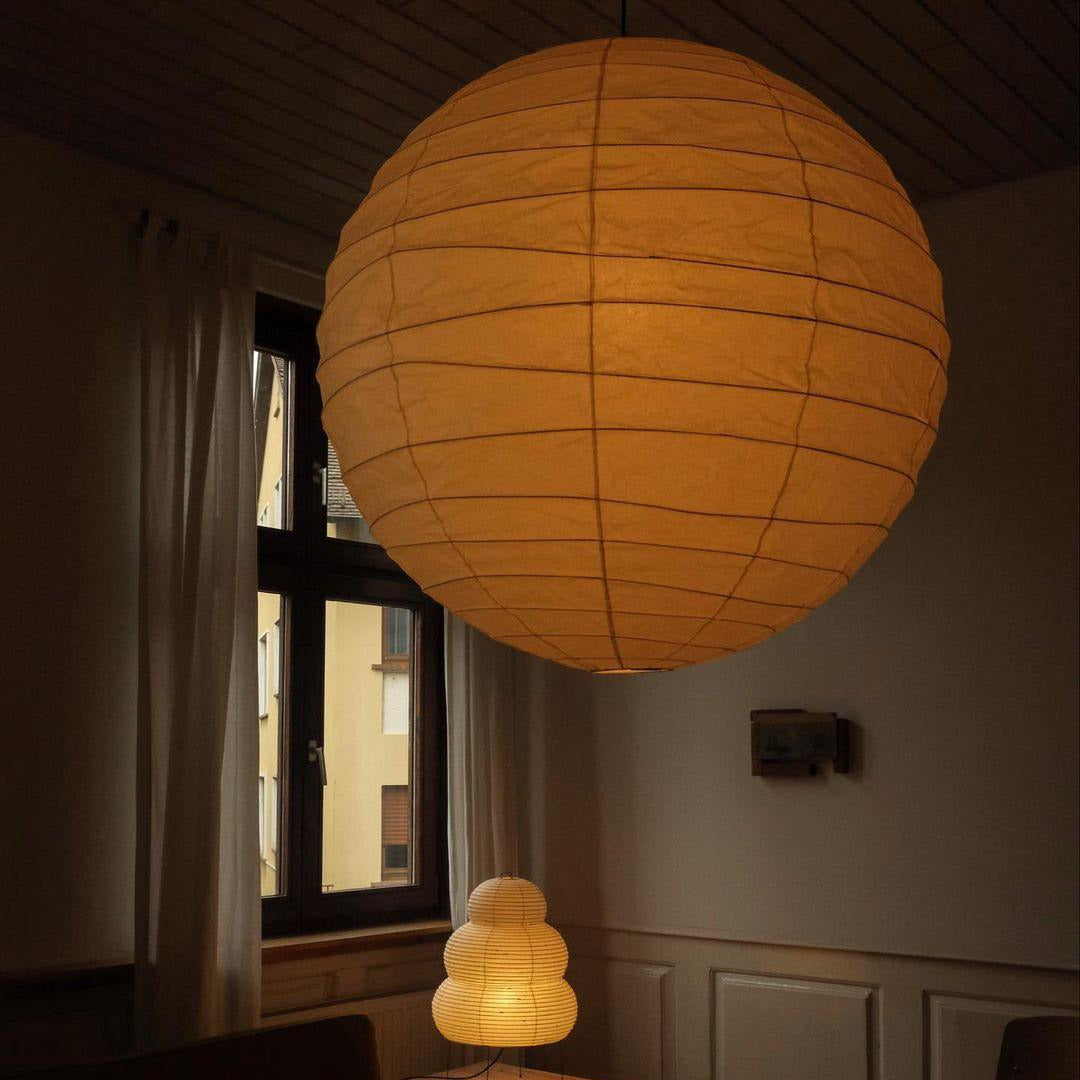 Luna pendellampe, japansk papirkugle