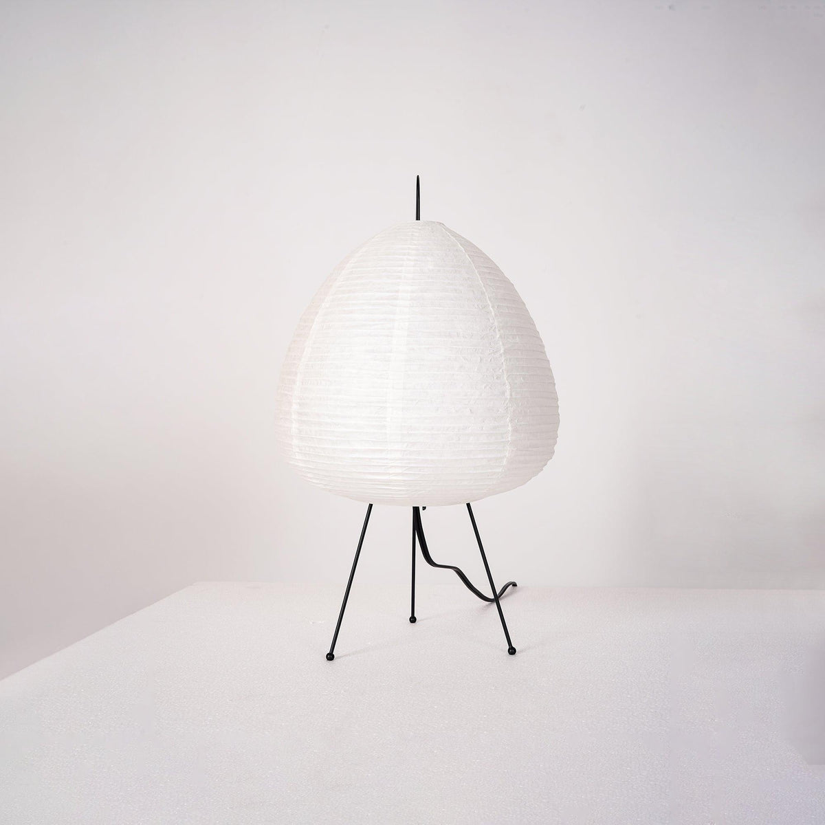 Tranquilux japanskinspirerad bordslampa i papper