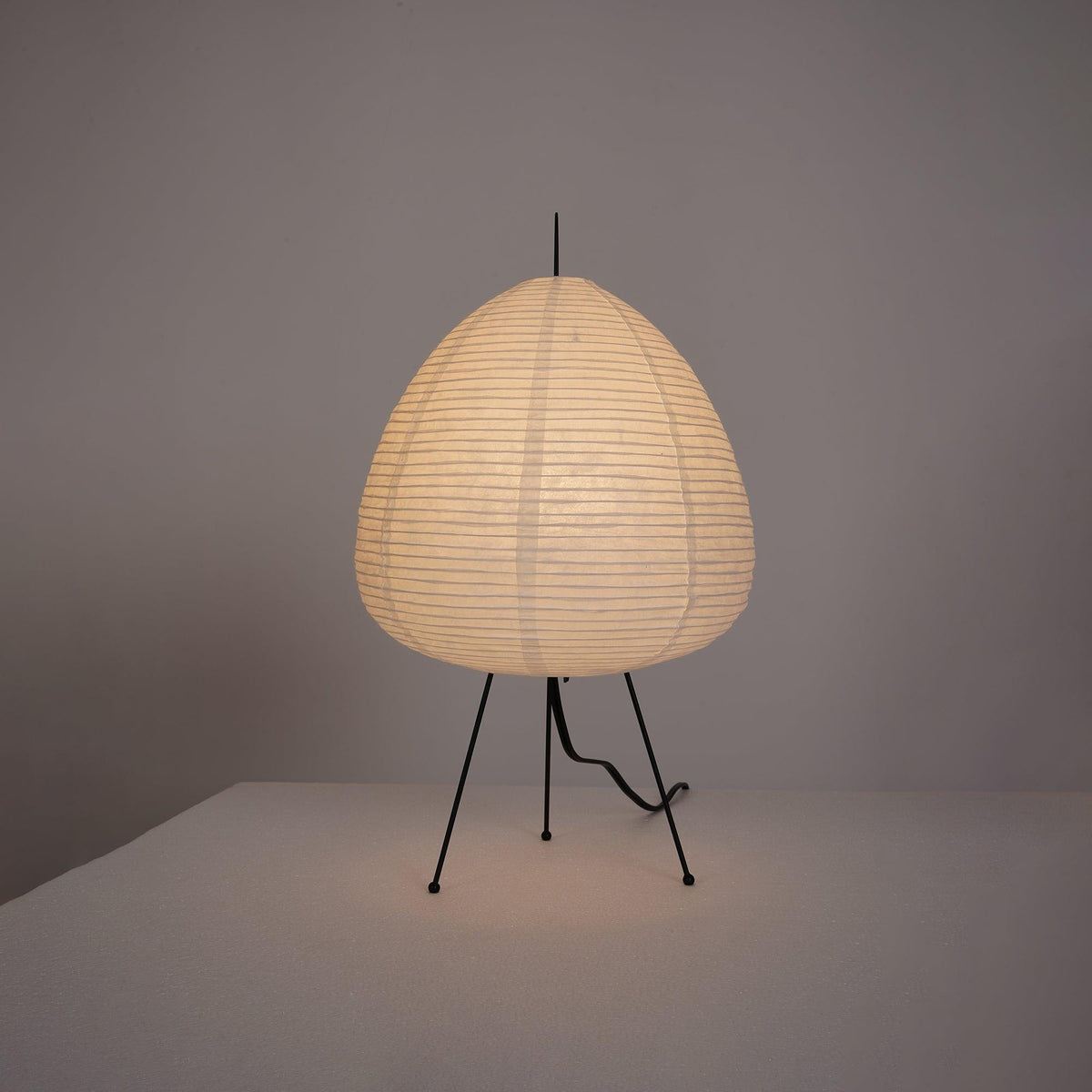 Tranquilux japanskinspirerad bordslampa i papper