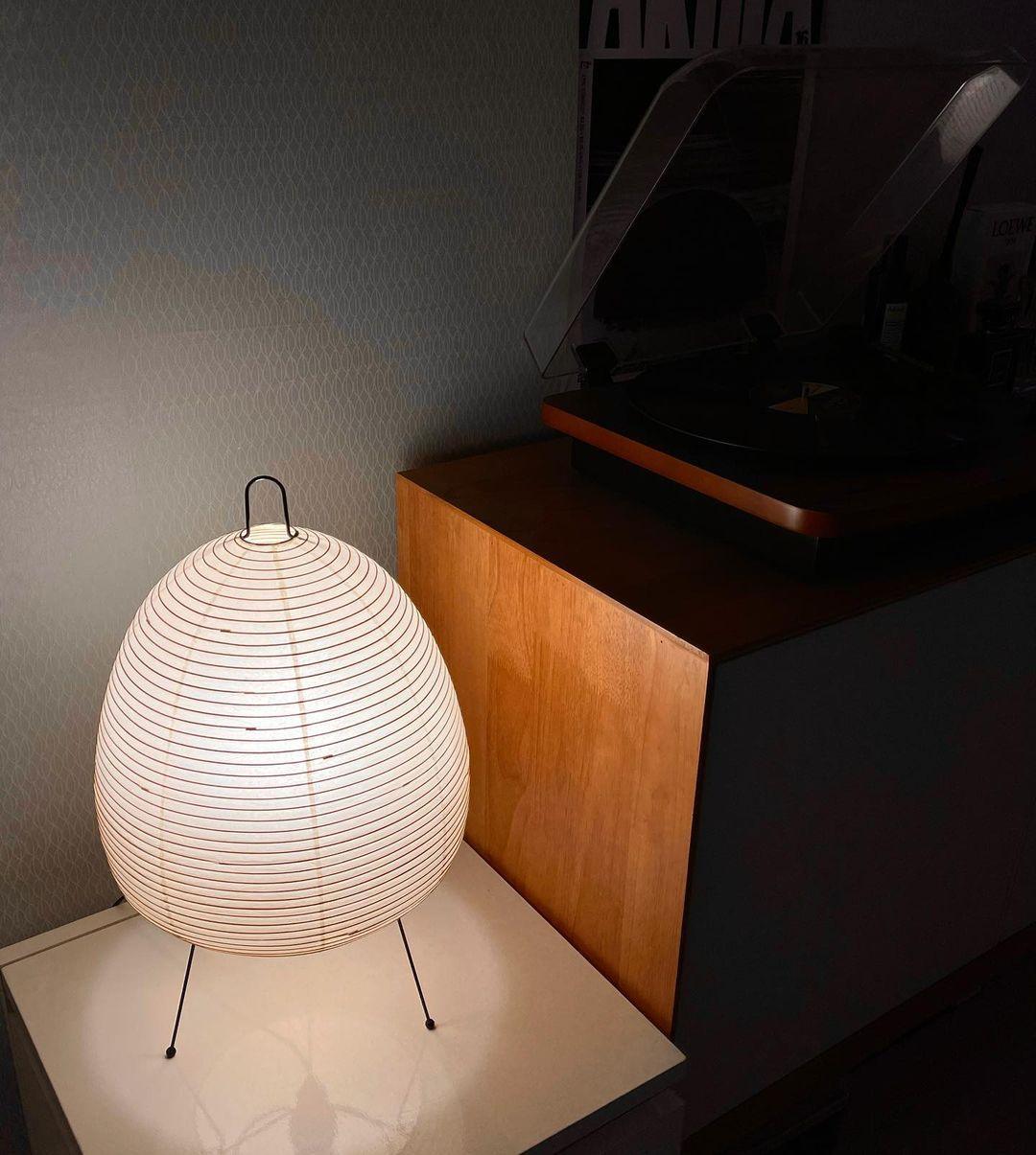 Tranquilux japanskinspirerad bordslampa i papper