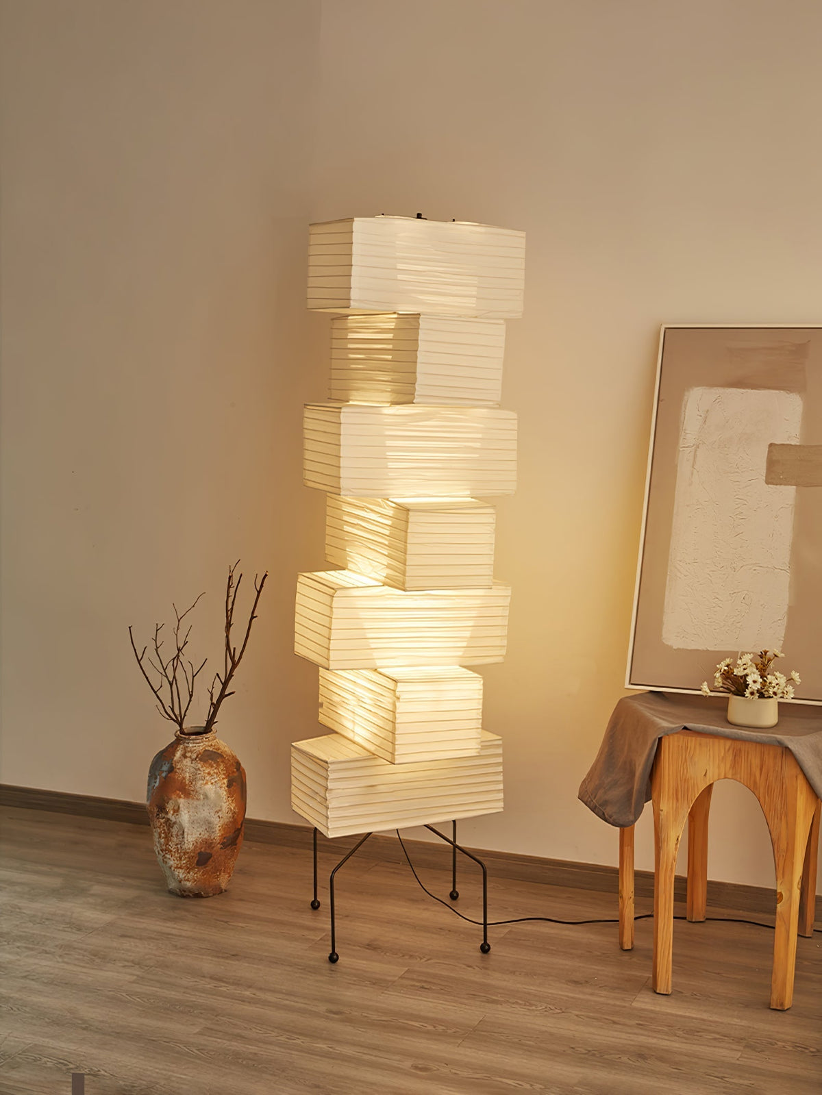 Avara golvlampa i papper
