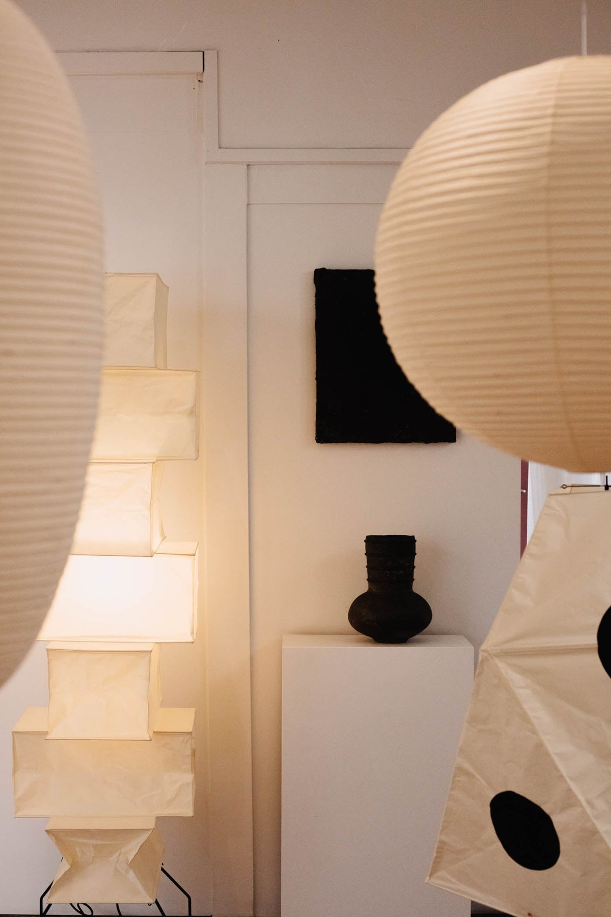 Avara golvlampa i papper