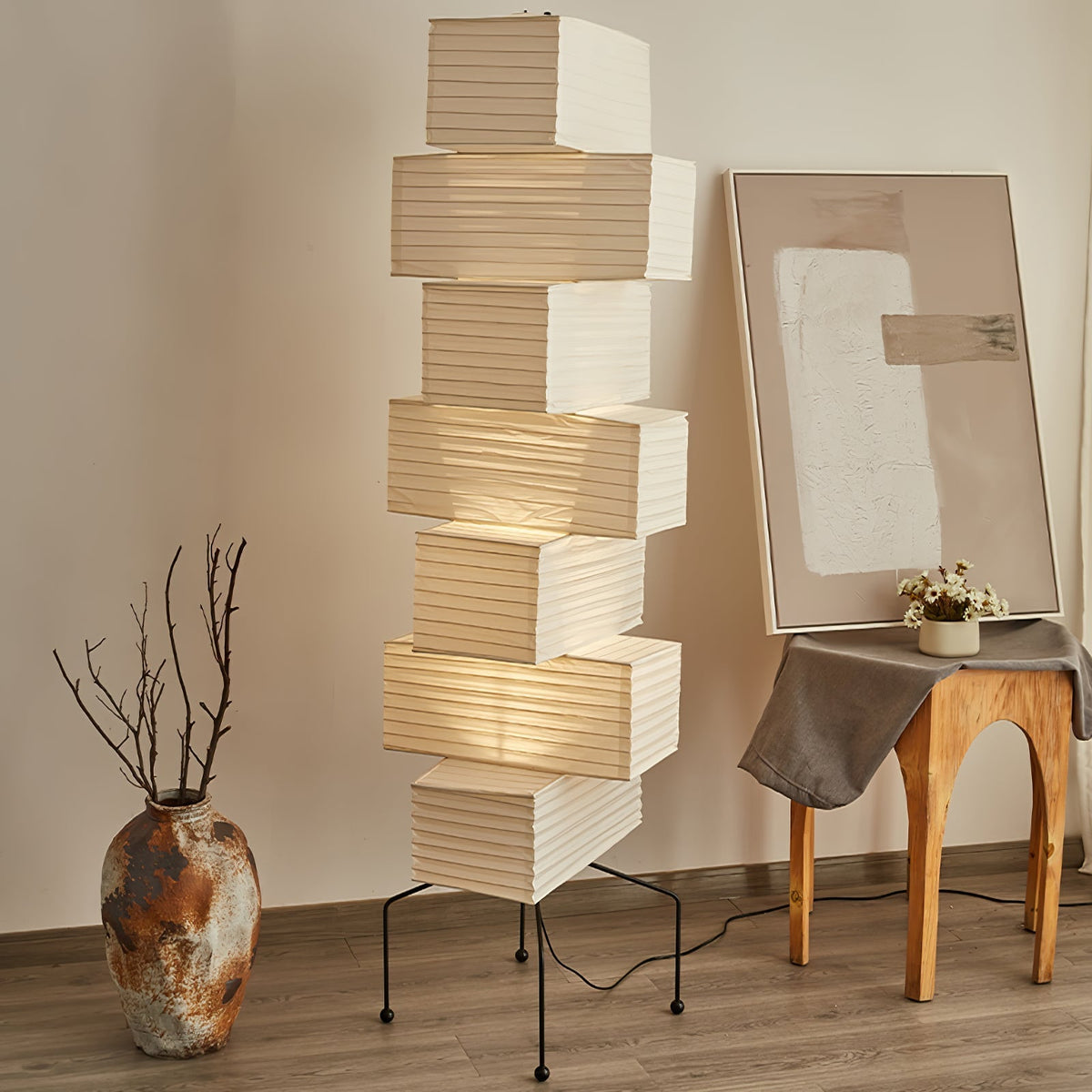 Avara golvlampa i papper