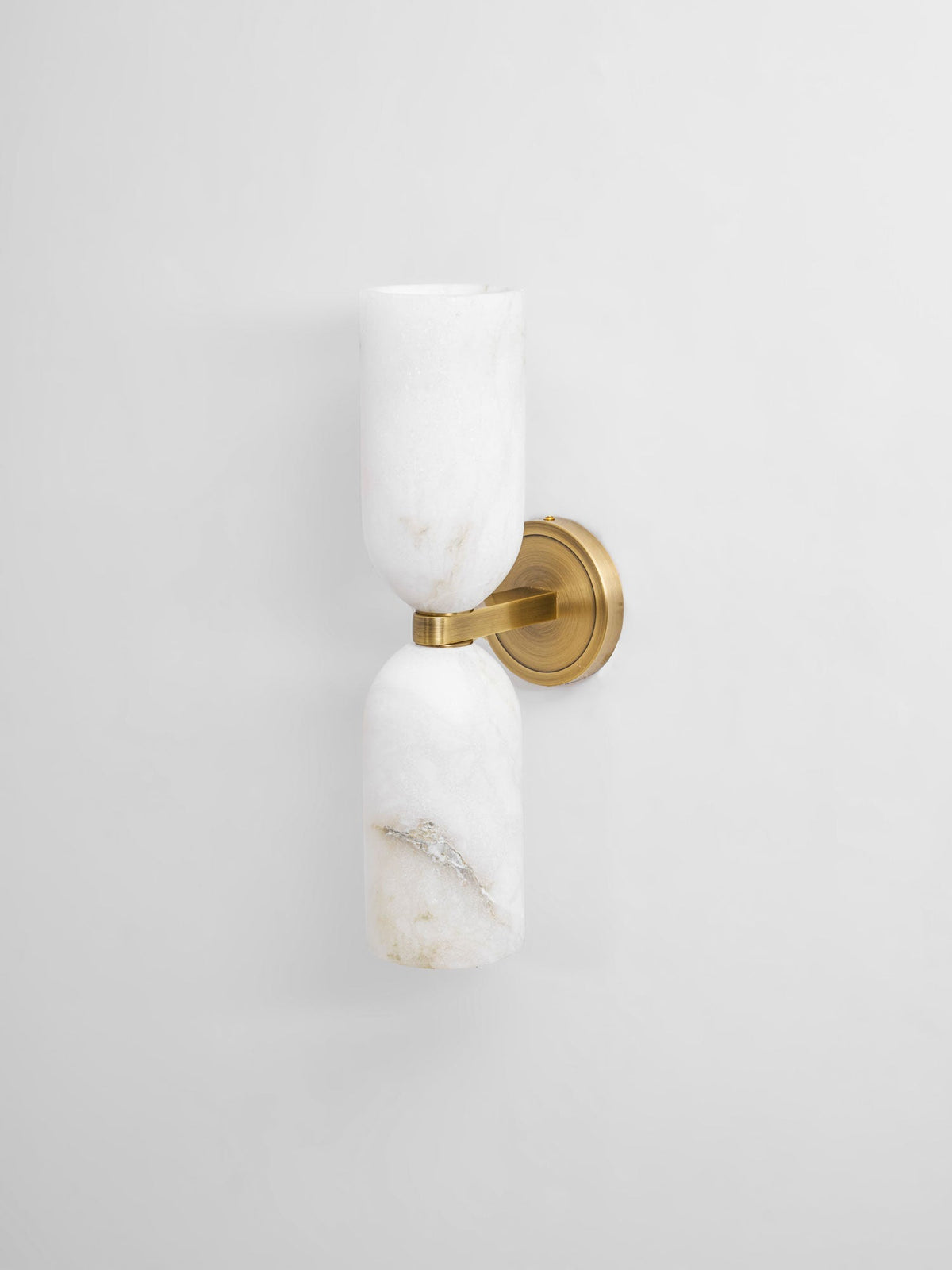 Alabaster Nexus vegglampi