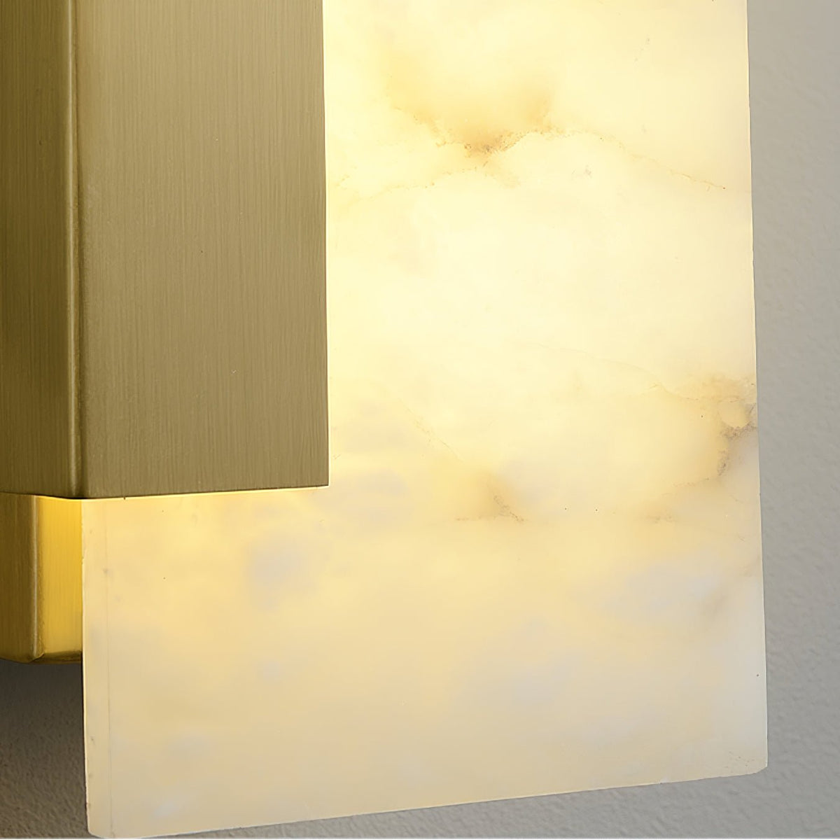 Albinelle vägglampa i alabaster